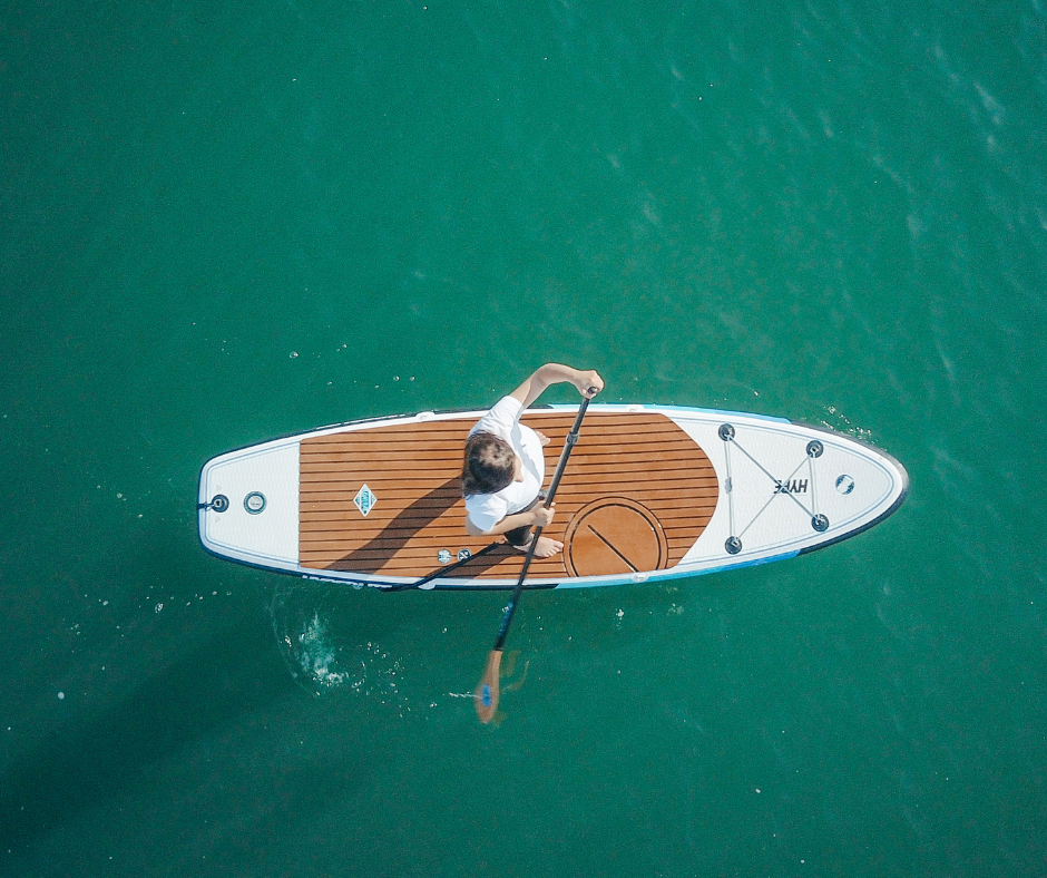 Kitesurfing